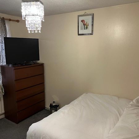 런던 Henderson Court 아파트 외부 사진